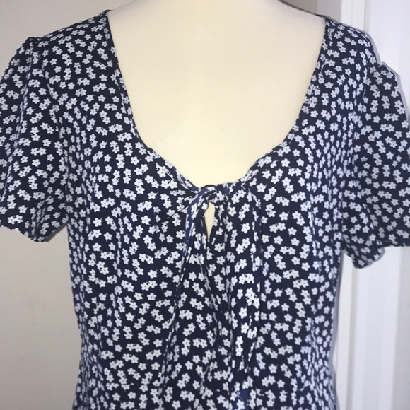 So cute blue dress with white flowers NWT - Picture 5 of 14